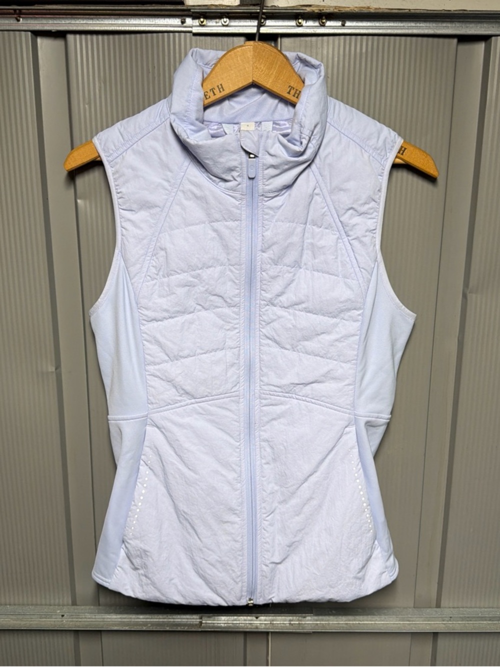 Lululemon Another Mile Vest Size 6 Light Blue